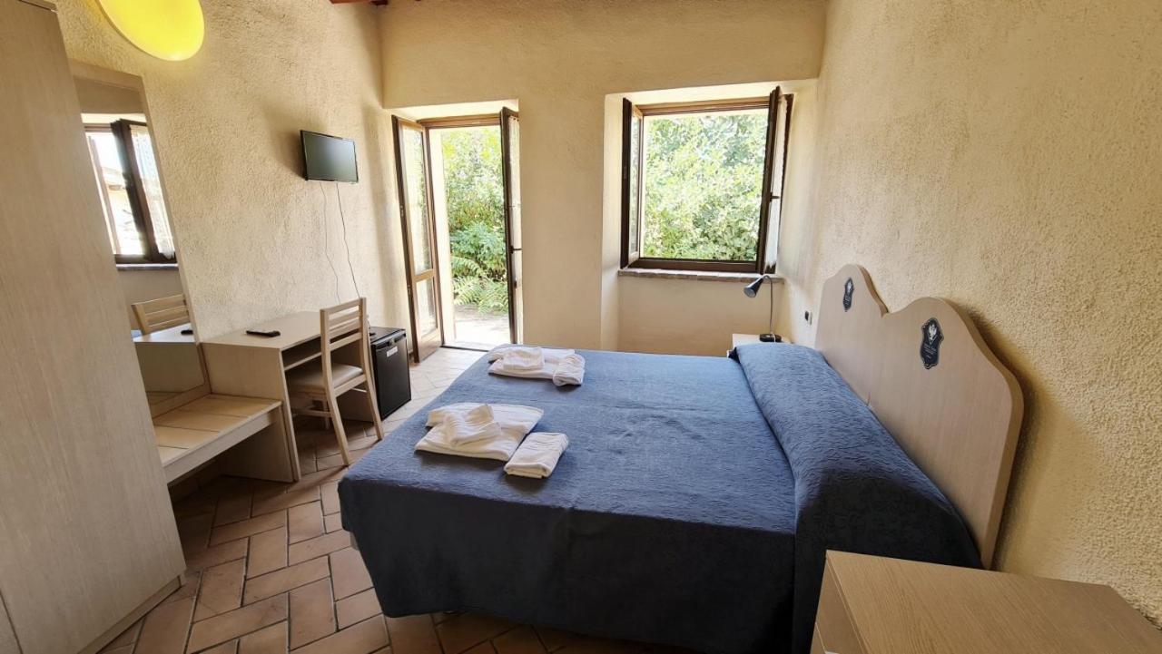 Borgo De' Varano By Hotel I Duchi 加梅里亚诺 外观 照片