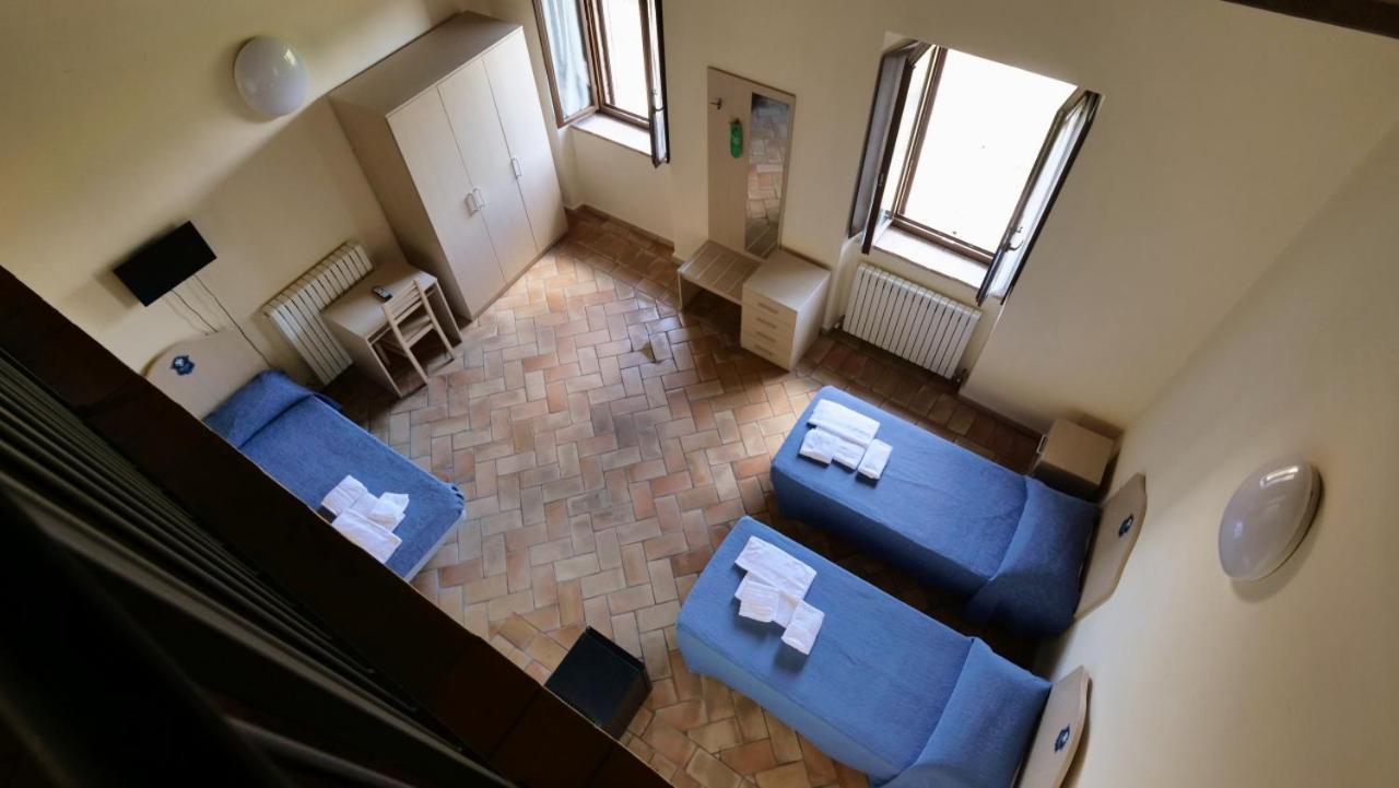 Borgo De' Varano By Hotel I Duchi 加梅里亚诺 外观 照片