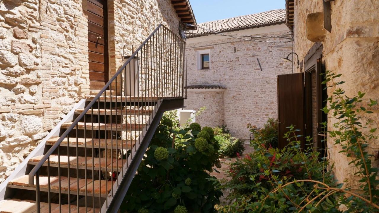 Borgo De' Varano By Hotel I Duchi 加梅里亚诺 外观 照片